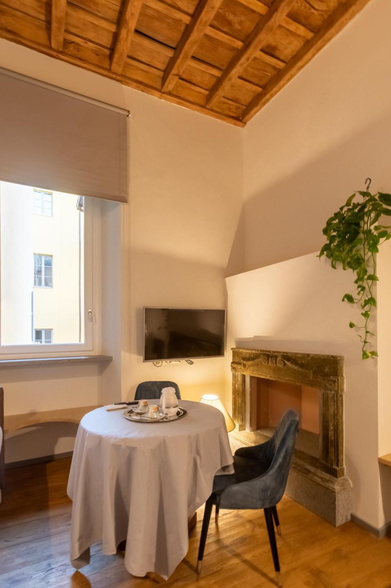 Fontana Di Trevi Roma Luxury Suite Zewnętrze zdjęcie