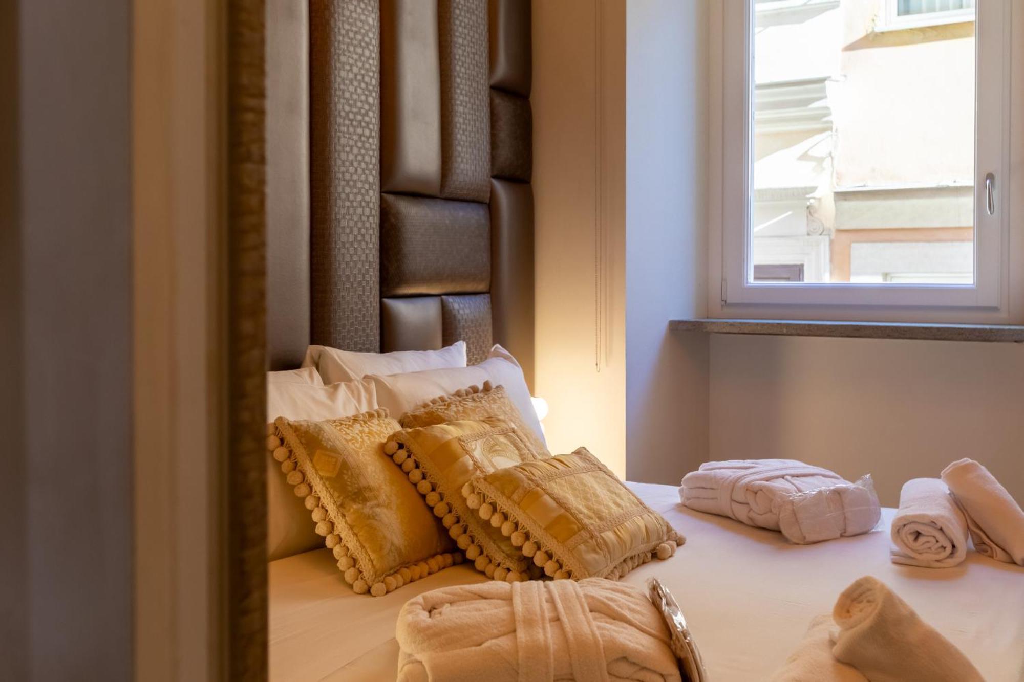 Fontana Di Trevi Roma Luxury Suite Zewnętrze zdjęcie