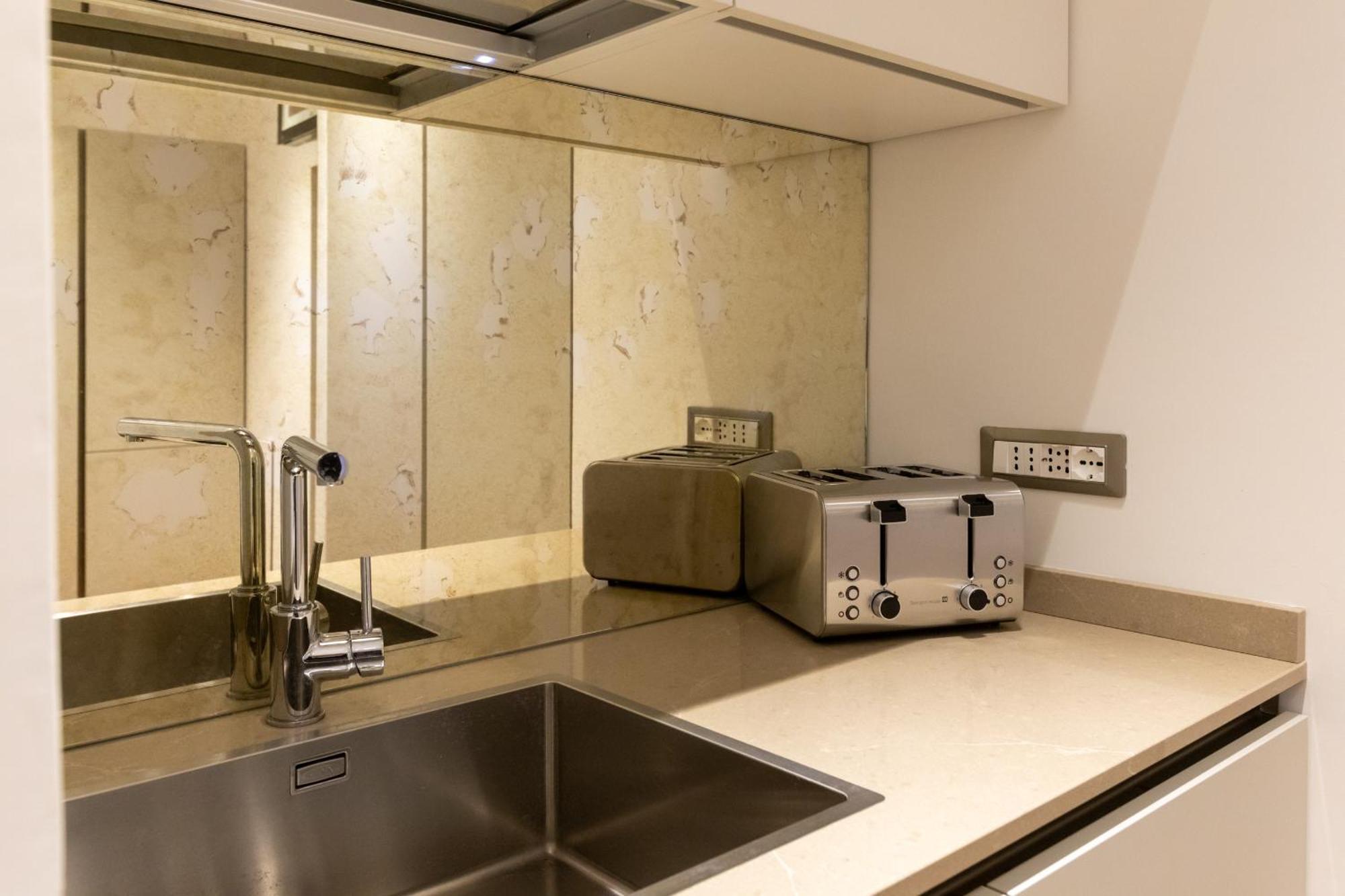 Fontana Di Trevi Roma Luxury Suite Zewnętrze zdjęcie